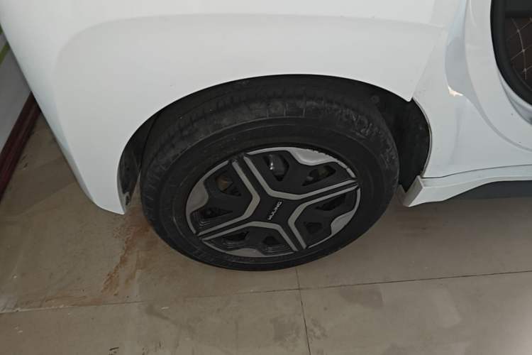 Used Wuling NAMMIEV 2021 Playful Model – High-Power Version Right Rear Wheel Hub