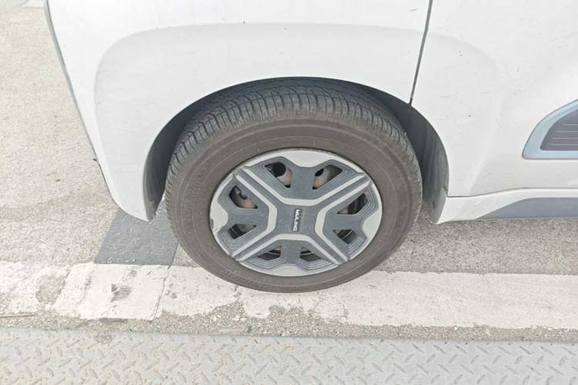 Used Wuling NAMMIEV 2021 - Play Edition Right Rear Wheel Hub
