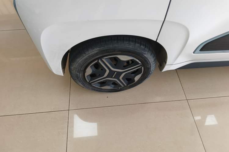 Used Wuling NAMMIEV 2021 Playful Model – High-Power Version Right Rear Wheel Hub