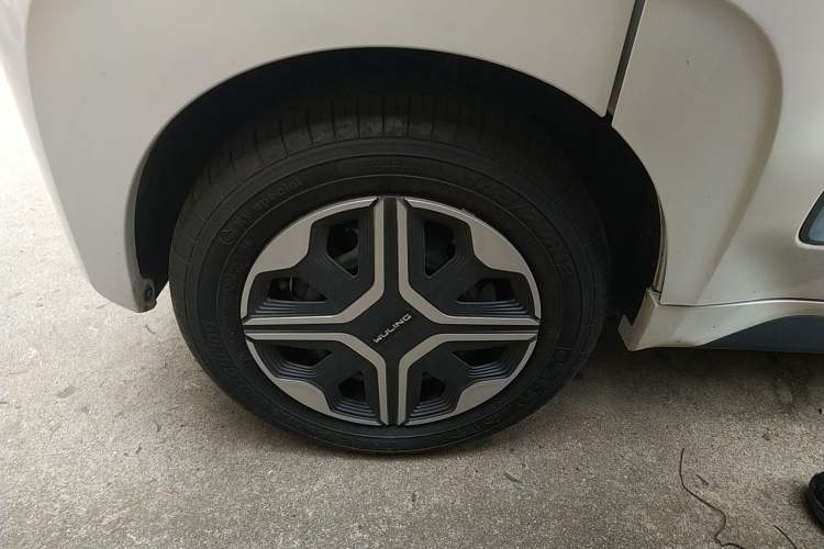 Used Wuling NAMMIEV 2021 Playful Model – High-Power Version Right Rear Wheel Hub