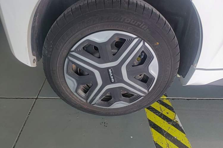 Used Wuling NAMMIEV 2021 - Play Edition Right Rear Wheel Hub