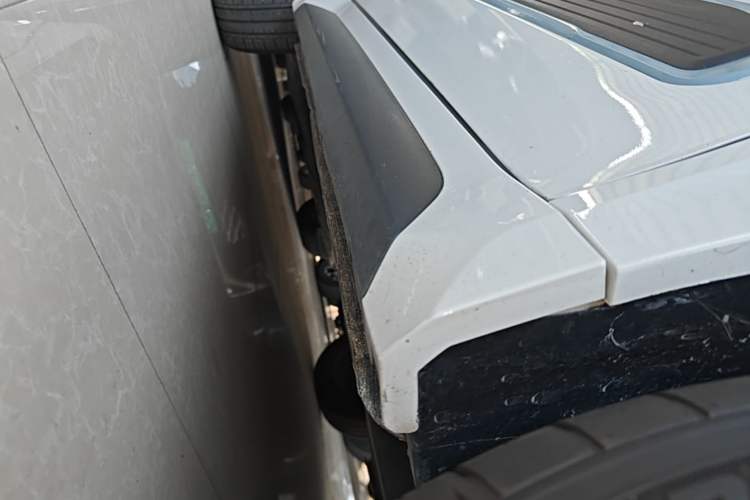 Used Wuling NAMMIEV 2021 - Play Edition Right Side Sill