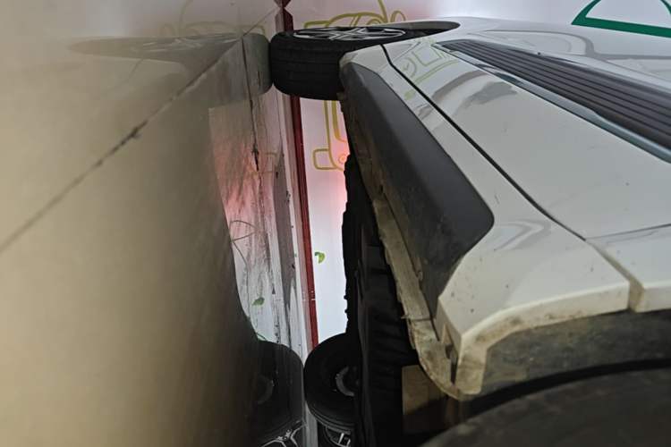 Used Wuling NAMMIEV 2021 Playful Model – High-Power Version Right Side Sill