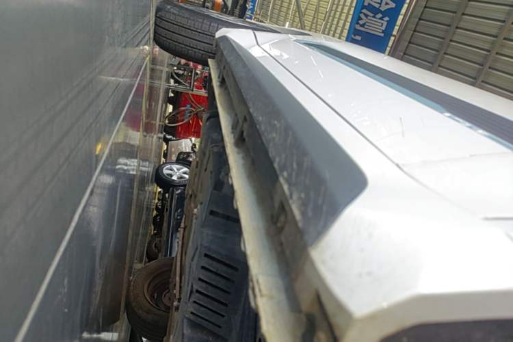 Used Wuling NAMMIEV 2021 - Play Edition Right Side Sill
