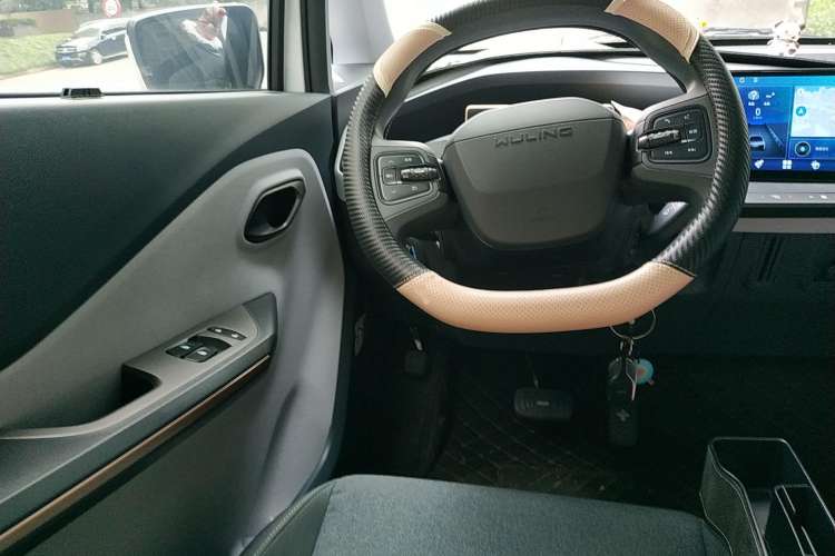 Used Wuling NAMMIEV 2021 Playful Model – High-Power Version Steering Wheel