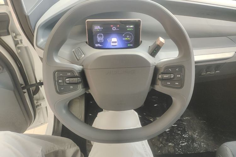 Used Wuling NAMMIEV 2021 Playful Model – High-Power Version Steering Wheel