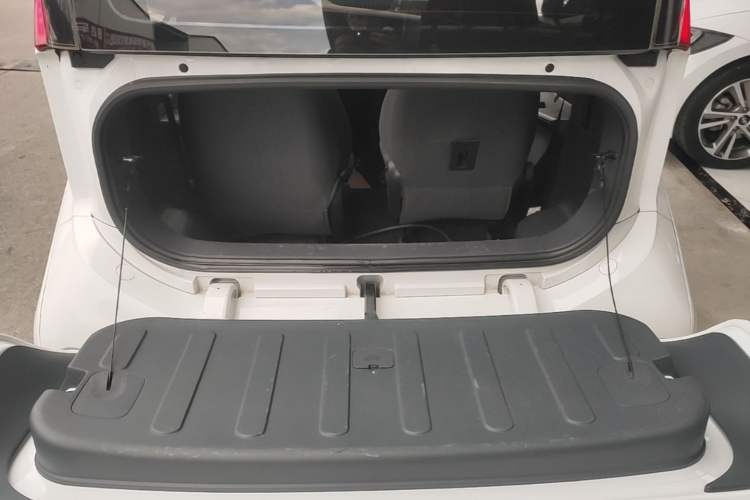 Used Wuling NAMMIEV 2021 - Play Edition Trunk