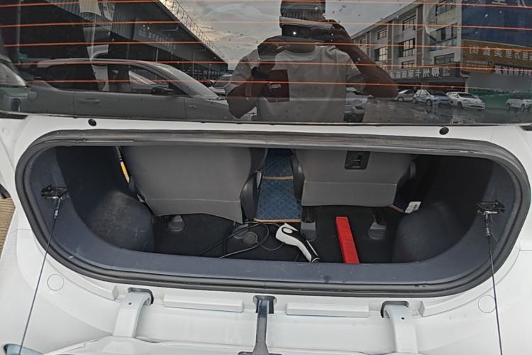 Used Wuling NAMMIEV 2021 Playful Model – High-Power Version Trunk