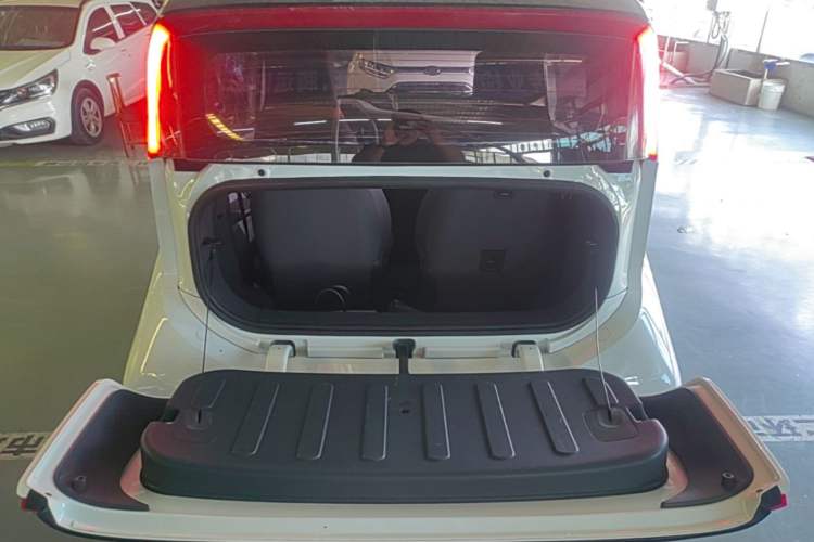Used Wuling NAMMIEV 2021 - Play Edition Trunk