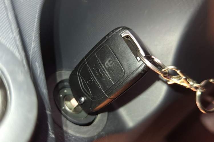 Used Wuling NAMMIEV 2021 Playful Model – High-Power Version Vehicle Key