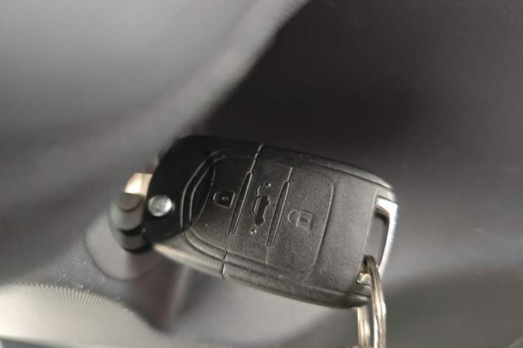 Used Wuling NAMMIEV 2021 Playful Model – High-Power Version Vehicle Key