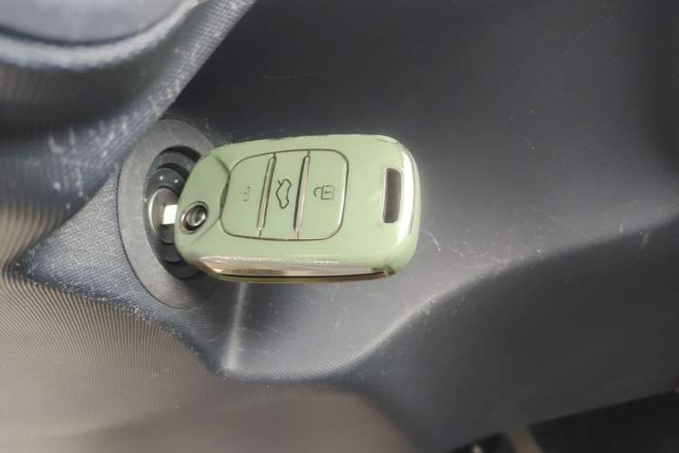 Used Wuling NAMMIEV 2021 Playful Model – High-Power Version Vehicle Key