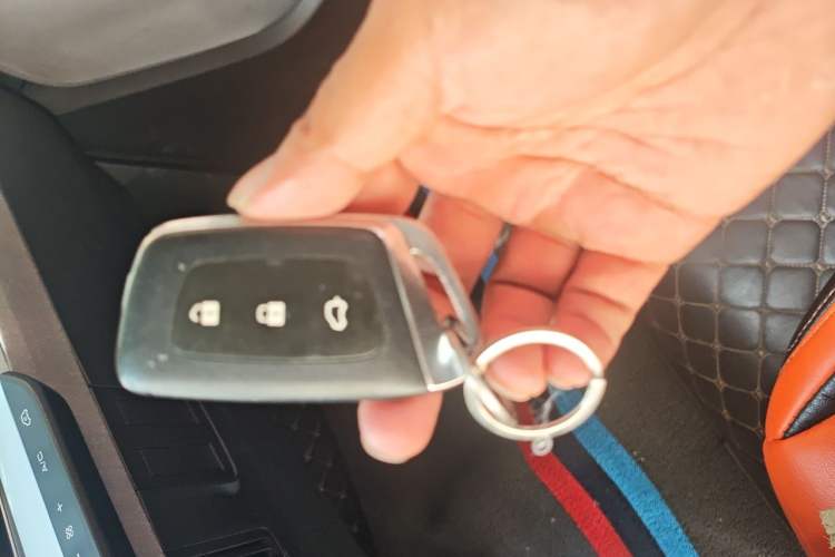 Used Wuling NAMMIEV 2021 Passion Edition Vehicle Key