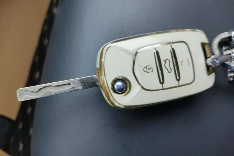 Used Wuling NAMMIEV 2021 Playful Model – High-Power Version Vehicle Key