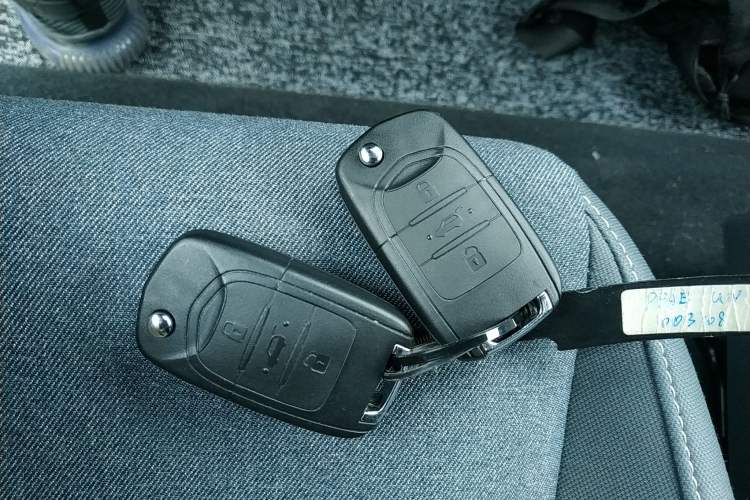 Used Wuling NAMMIEV 2021 Playful Model – High-Power Version Vehicle Key