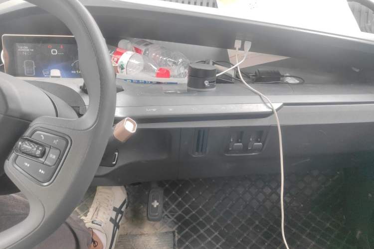 Used Wuling NAMMIEV 2021 Playful Model – High-Power Version Audio And AC Panel