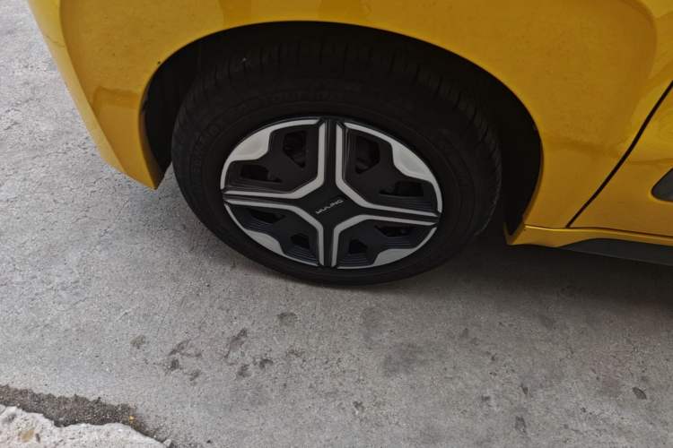 Used Wuling NAMMIEV 2021 Passion Edition Left Front Wheel Hub