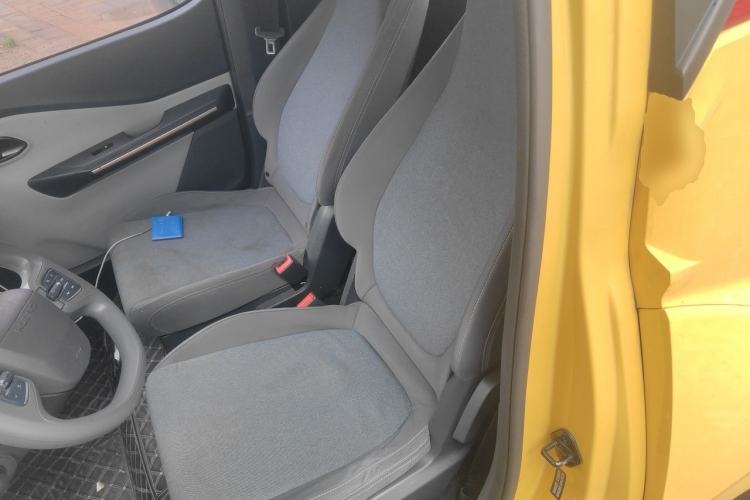 Used Wuling NAMMIEV 2021 Playful Model – High-Power Version Left Rear Seat