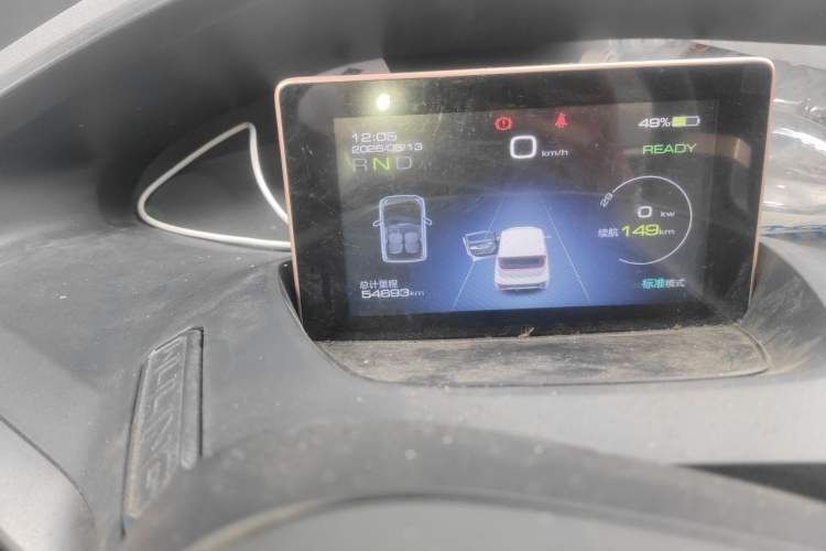 Used Wuling NAMMIEV 2021 Playful Model – High-Power Version Odometer Close Up