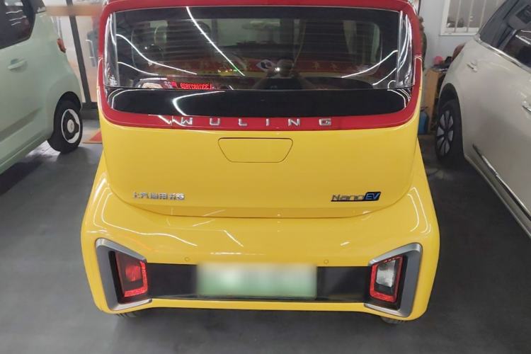 Used Wuling NAMMIEV 2021 Passion Edition Rear