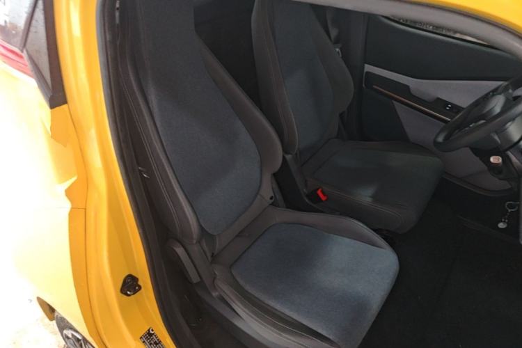 Used Wuling NAMMIEV 2021 - Play Edition Right Front Seat