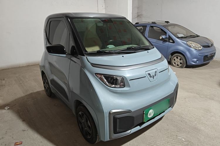 Used Wuling NAMMIEV 2022 Enjoyment Model Front Right 45 Deg