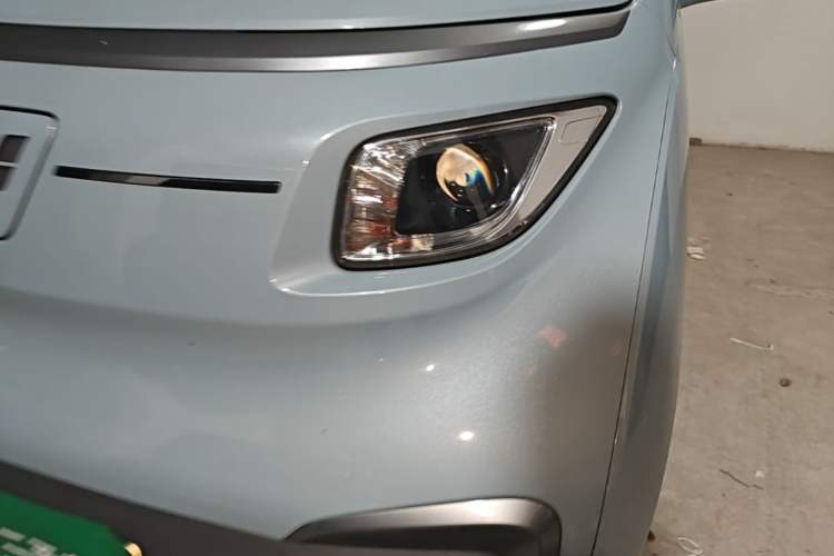 Used Wuling NAMMIEV 2022 Enjoyment Model Left Front Headlight