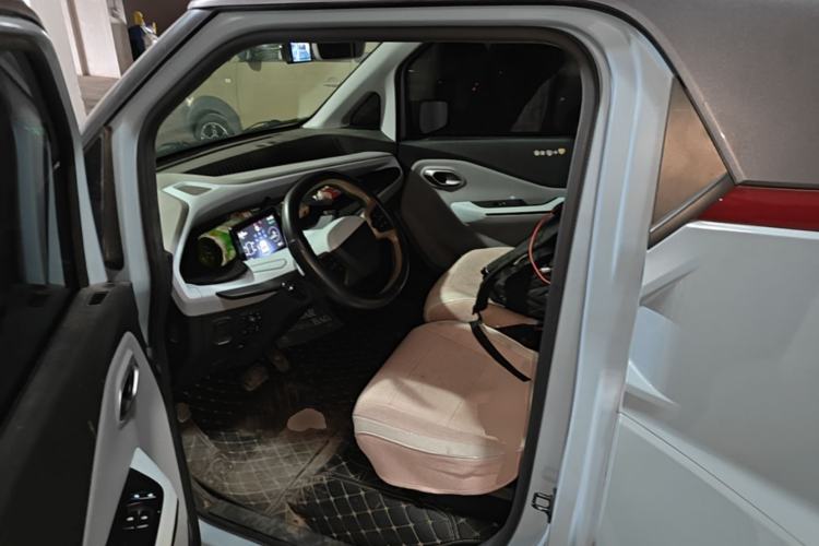 Used Wuling NAMMIEV 2022 Enjoyment Model Left Rear Seat