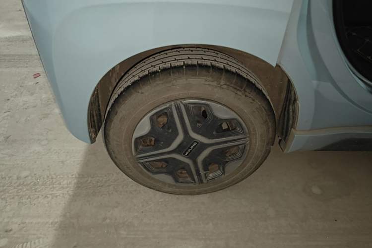 Used Wuling NAMMIEV 2022 Enjoyment Model Right Rear Wheel Hub