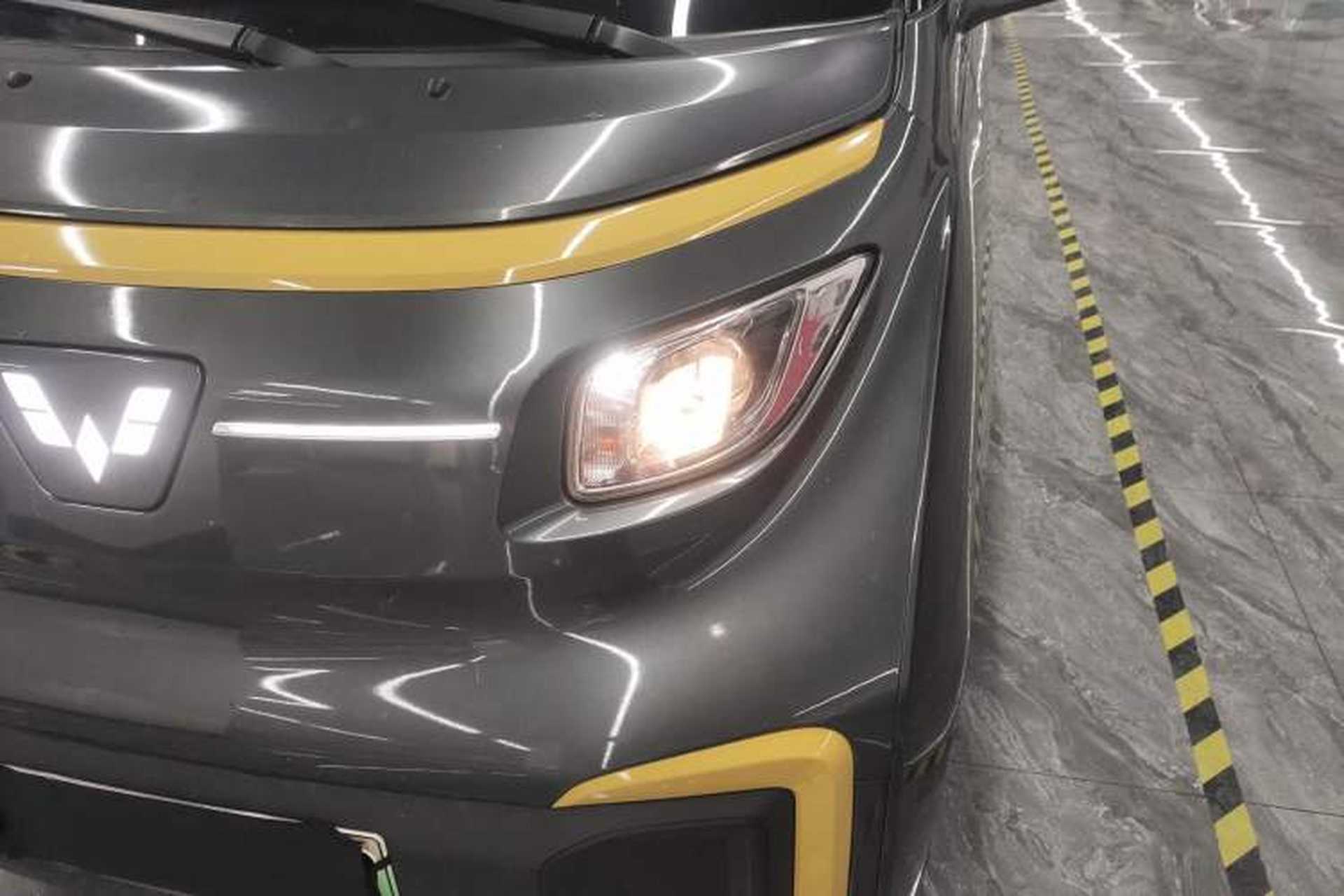 Used Wuling NAMMIEV 2022 Enjoyment Model Left Front Headlight