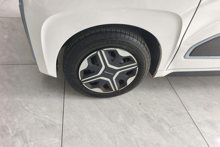 Used Wuling NAMMIEV 2022 Enjoyment Model Left Front Wheel Hub