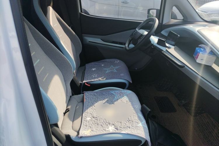Used Wuling NAMMIEV 2022 Enjoyment Model Left Rear Seat