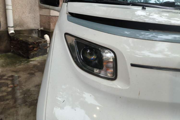 Used Wuling NAMMIEV 2022 Enjoyment Model Right Front Headlight