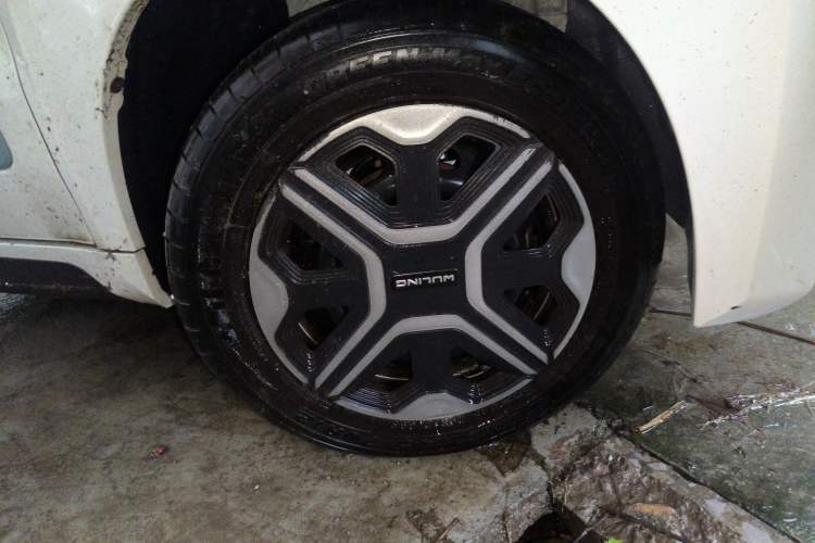 Used Wuling NAMMIEV 2022 Enjoyment Model Right Front Wheel Hub