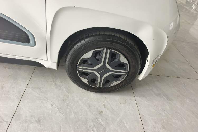 Used Wuling NAMMIEV 2022 Enjoyment Model Right Rear Wheel Hub