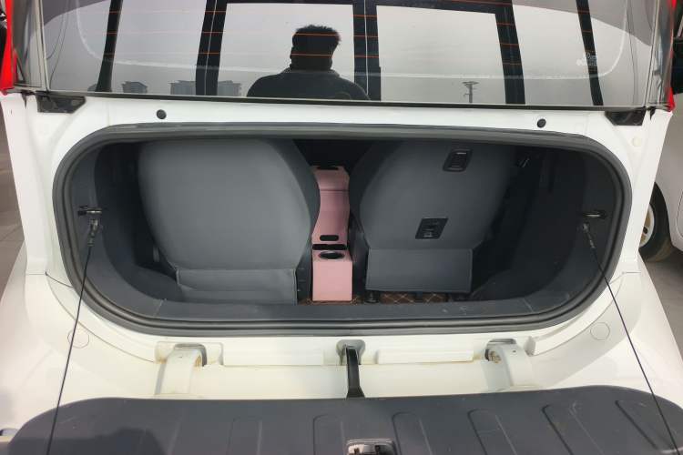 Used Wuling NAMMIEV 2022 Enjoyment Model Trunk