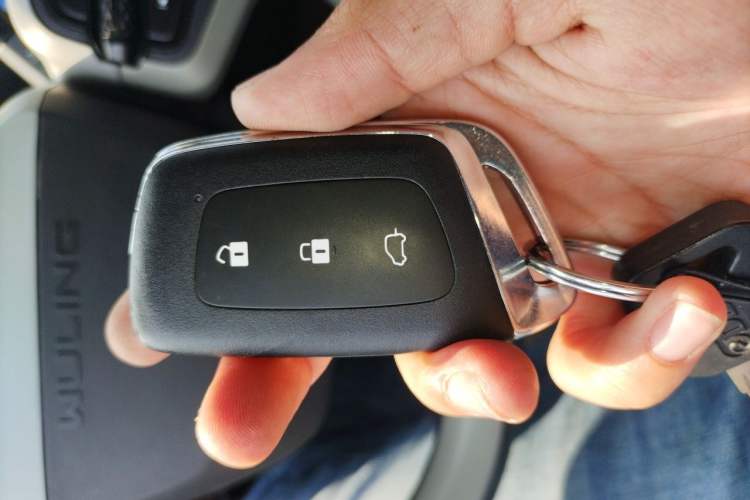 Used Wuling NAMMIEV 2022 Enjoyment Model Vehicle Key