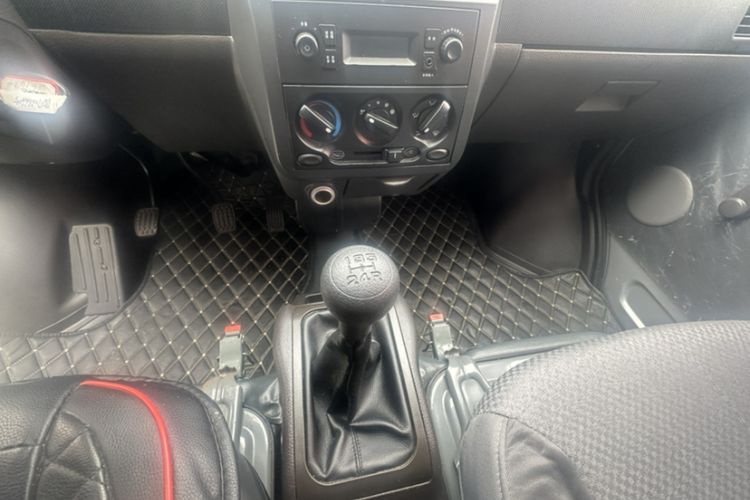 Used Wuling Rongguang 2021 1.5L Extended Basic Version L3C Interior 10