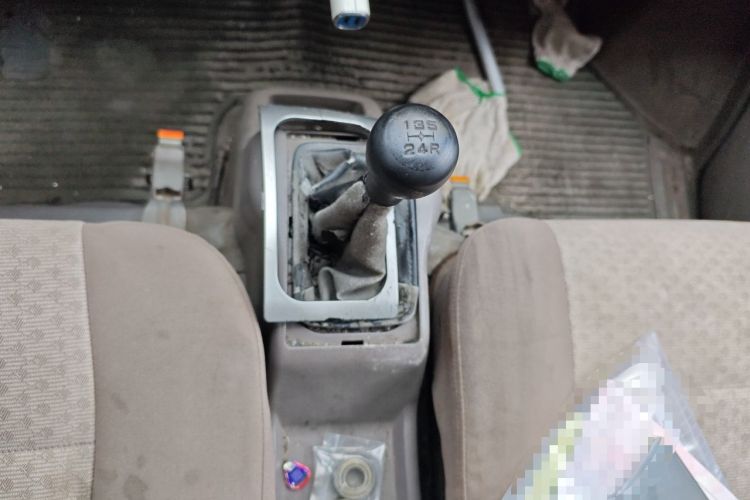 Used Wuling Rongguang 2011 1.2L Standard Version Gear Lever