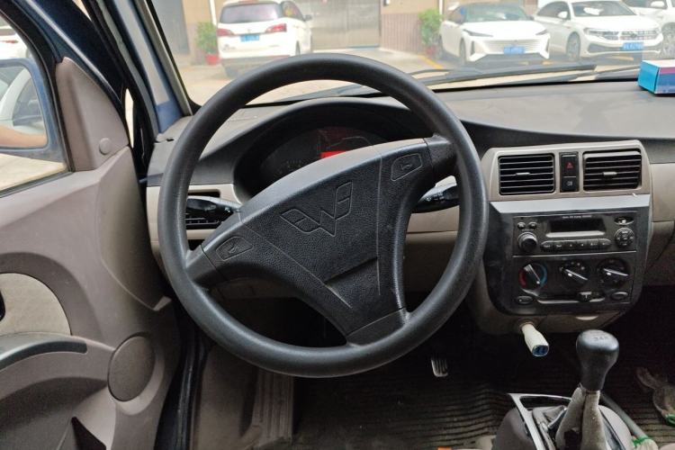 Used Wuling Rongguang 2011 1.2L Standard Version Steering Wheel