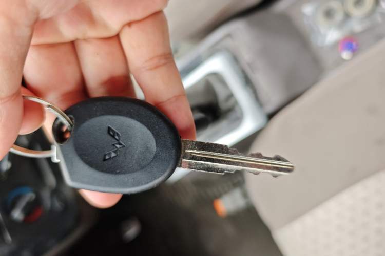 Used Wuling Rongguang 2011 1.2L Standard Version Vehicle Key