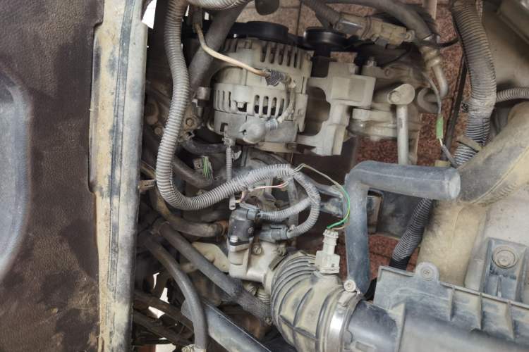 Used Wuling Rongguang  Engine Bay Right