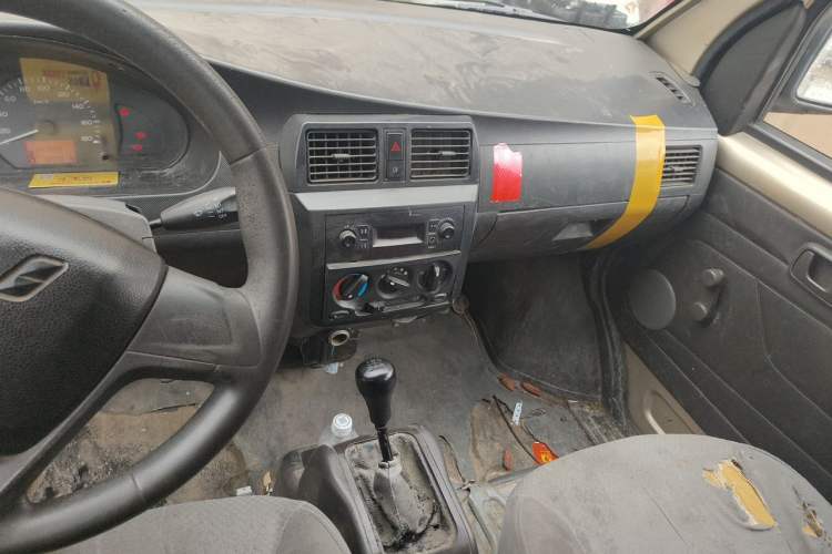 Used Wuling Rongguang 2011 1.2L Base Version Audio And AC Panel