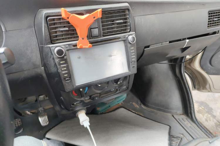 Used Wuling Rongguang 2011 1.2L Base Version Audio And AC Panel