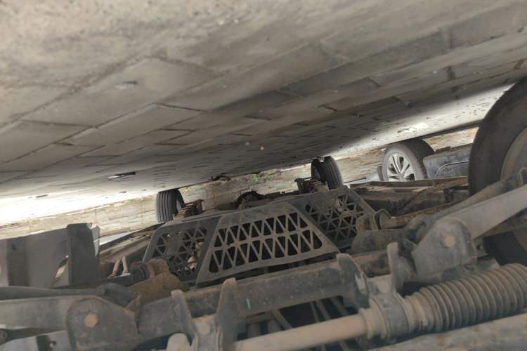 Used Wuling Rongguang 2011 1.2L Base Version Chassis Front