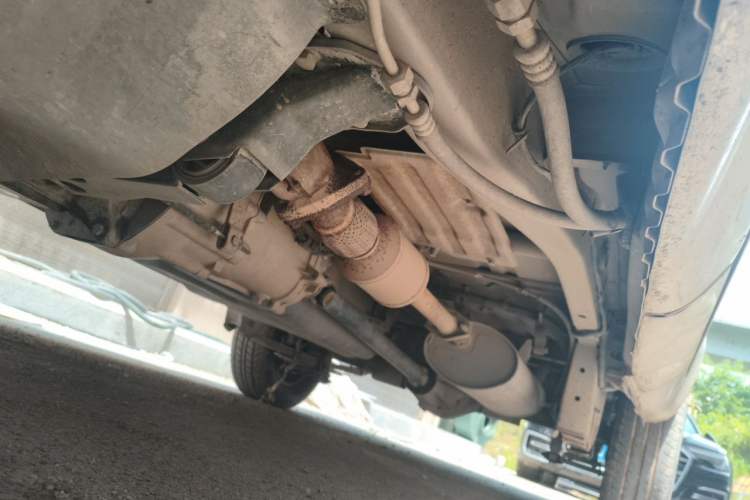 Used Wuling Rongguang 2011 1.5L Base Version Chassis Front Left