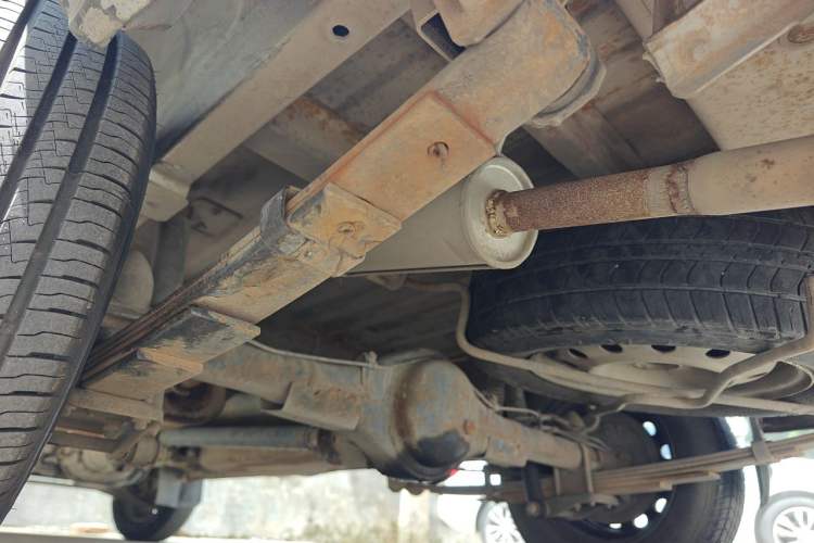 Used Wuling Rongguang 2011 1.2L Base Version Chassis Rear Left