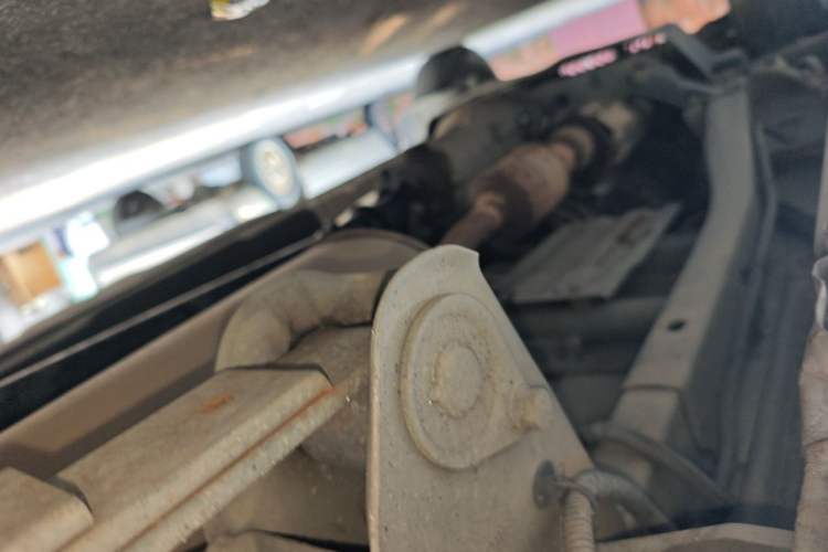 Used Wuling Rongguang 2011 1.2L Base Version Chassis Rear Left