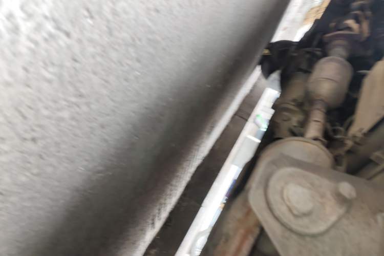 Used Wuling Rongguang 2011 1.2L Base Version Chassis Rear Left