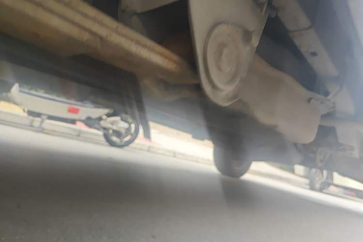 Used Wuling Rongguang 2011 1.2L Standard Version Chassis Rear Right
